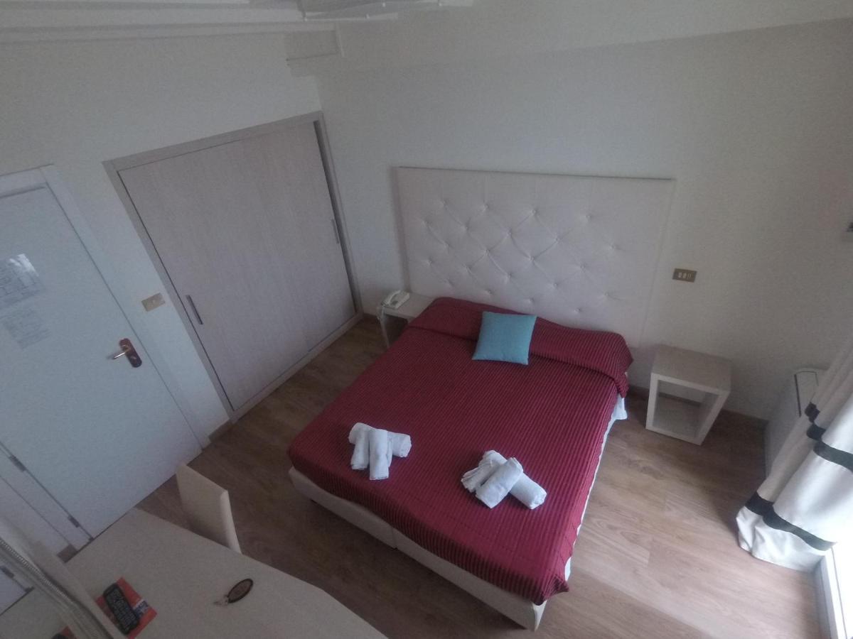 Hotel Riviera Mare Beach Life 3*