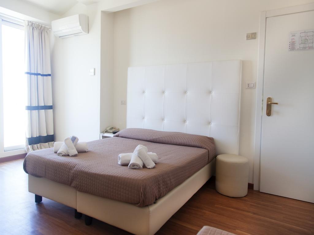 Hotel Riviera Mare Beach Life
